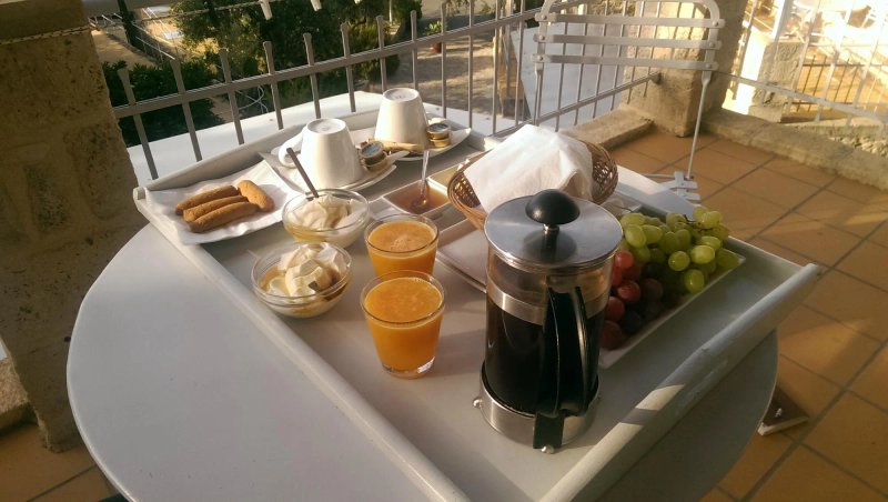 Notos Hotel