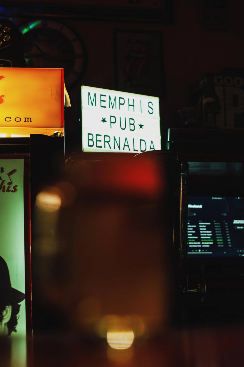 Memphis Pub