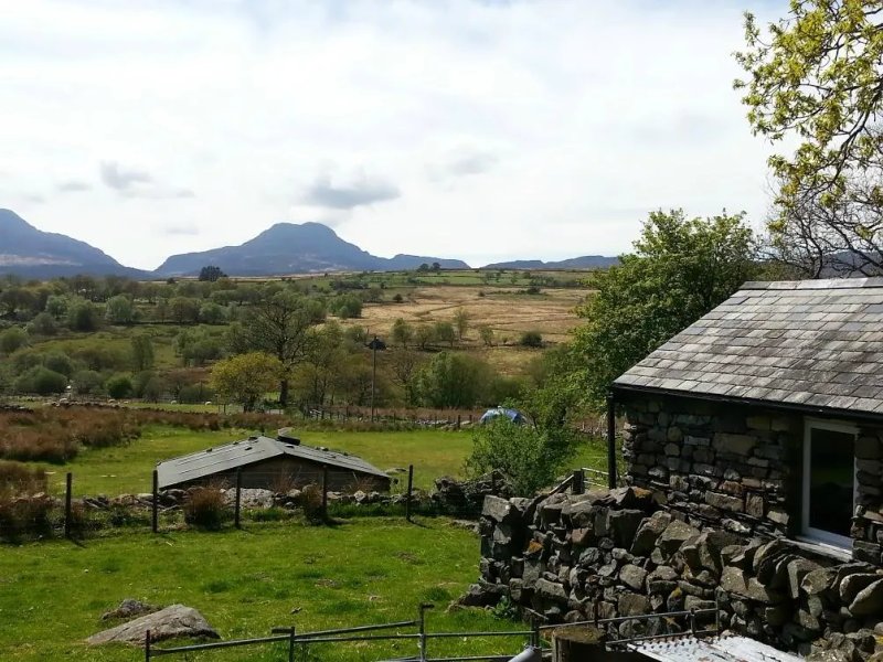 Cae Gwyn Farm Holidays