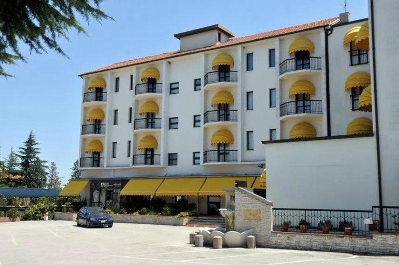 Albergo Ristorante Pizzeria 2000