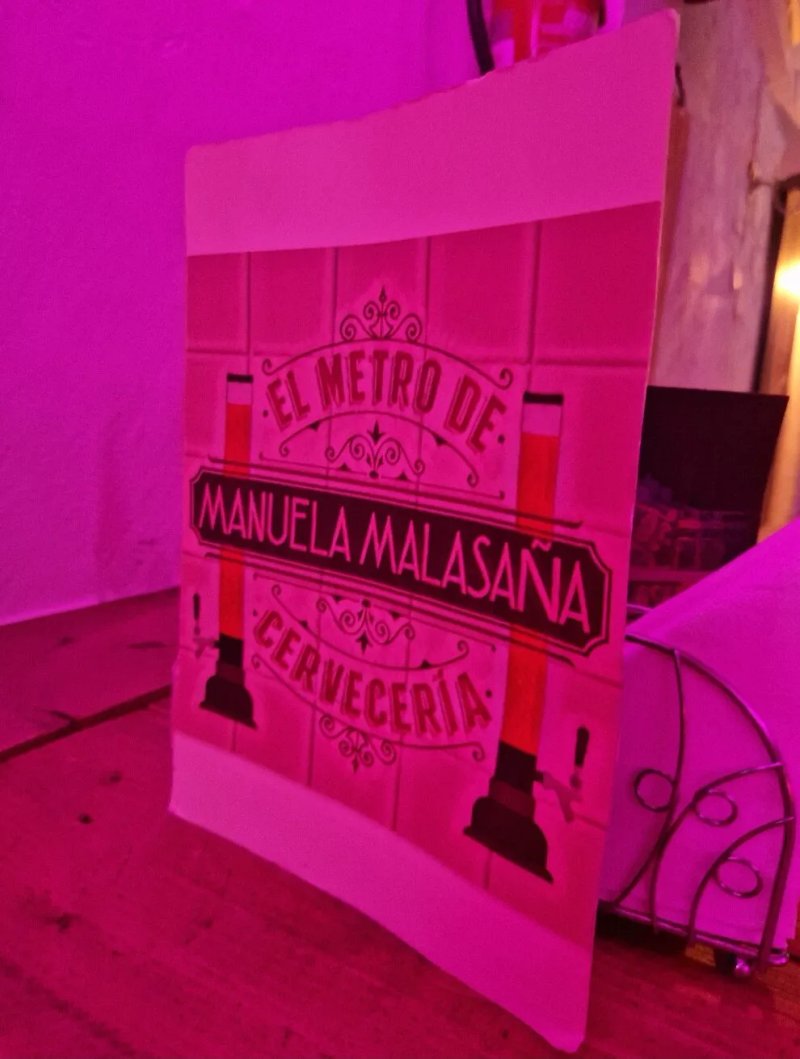 CervecerIa El Metro De Manuela Malasana
