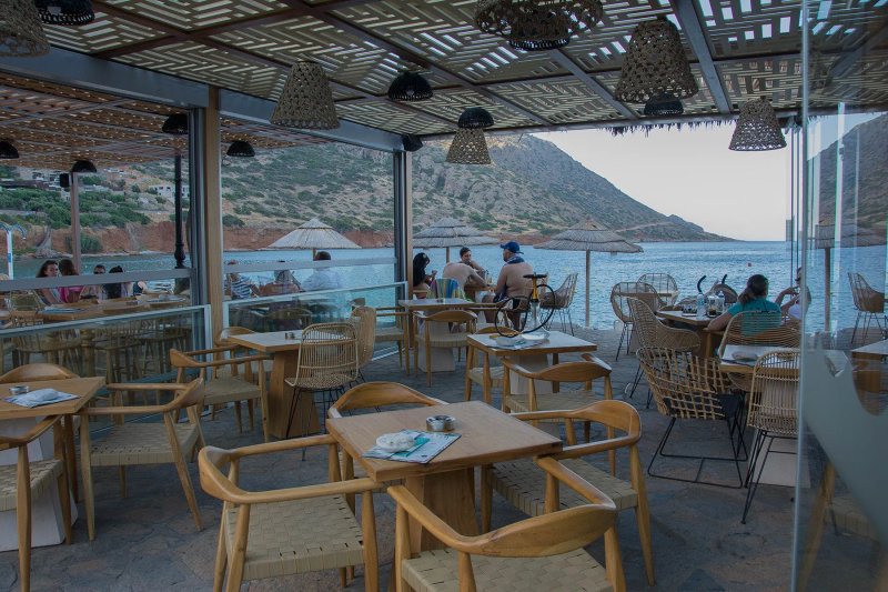 Isla Bistrot & Cocktail Bar
