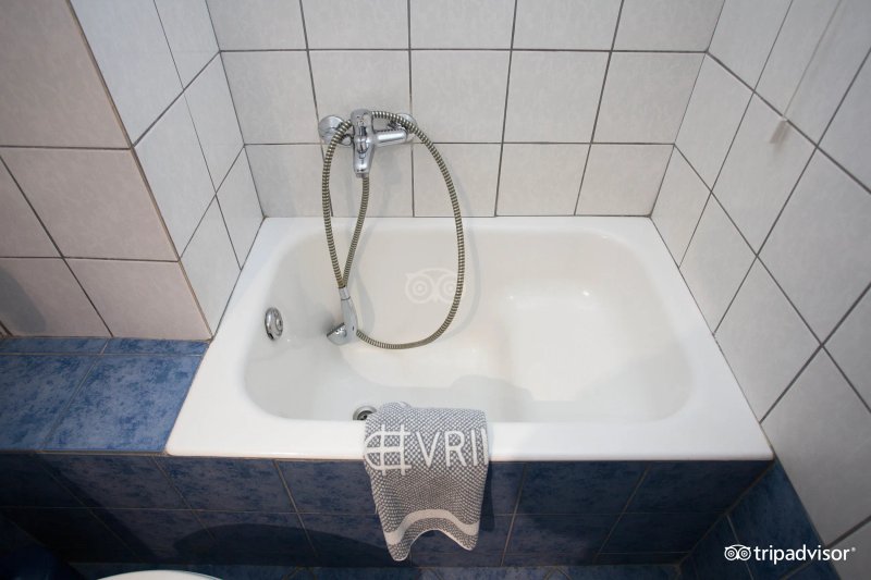 Evripides Hotel