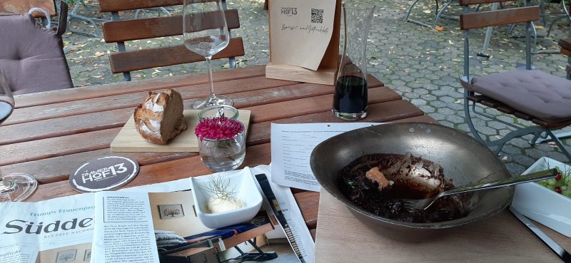 Zimmerhof 13 regionales Restaurant & Bar