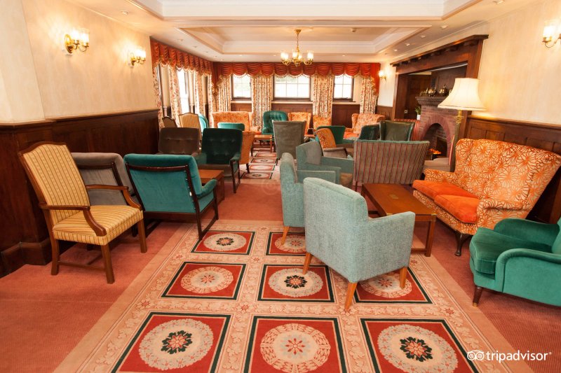 The Cottage Hotel & Restaurant