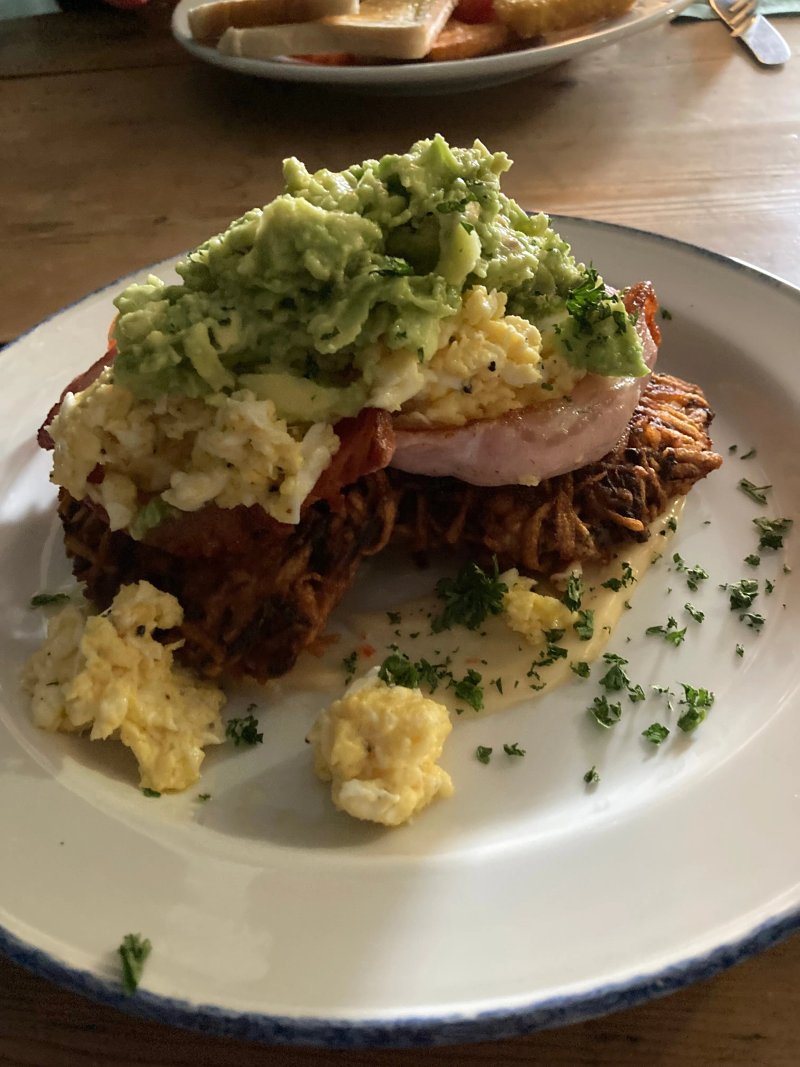 The Halfway House Pub & Kitchen