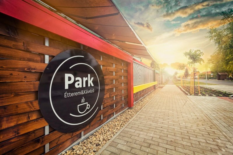 Park Restaurant and Cafe