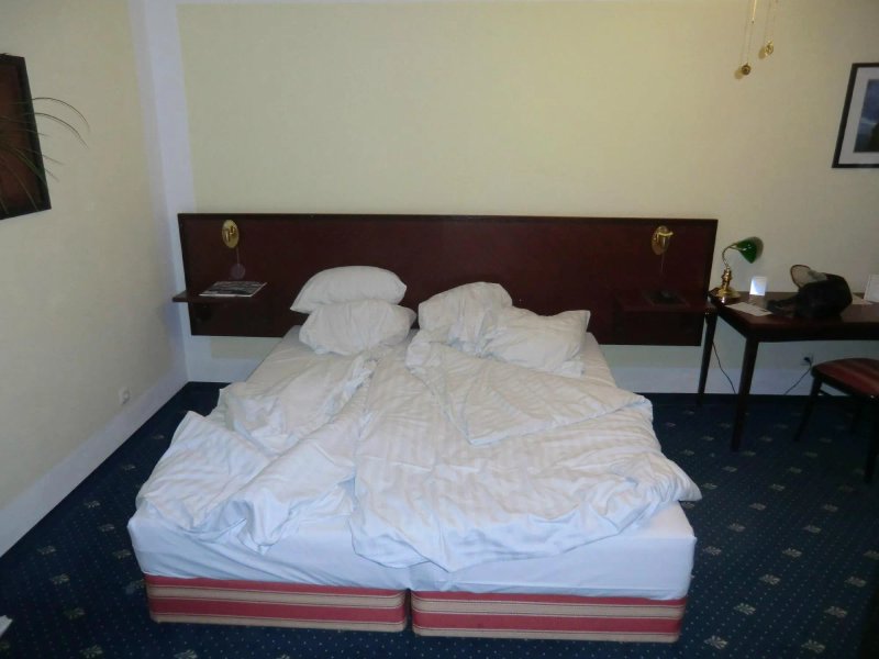 Airport Regentpark Hotel