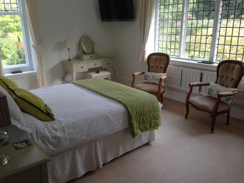 Ixworth House