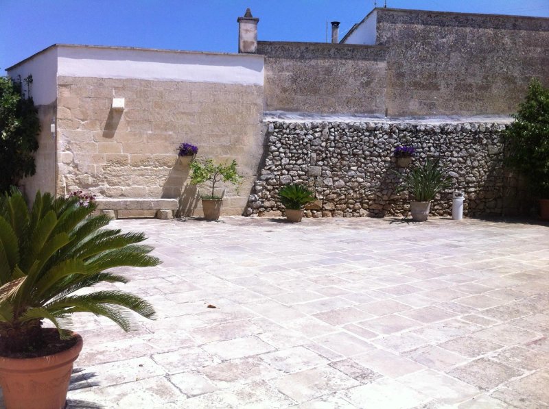 Antica Corte Lecce B&B