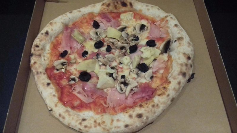 Pizzeria La Vita e' Bella
