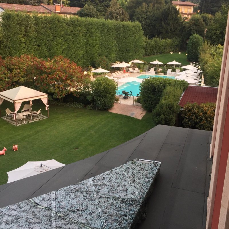 Red's Redaelli Hotel
