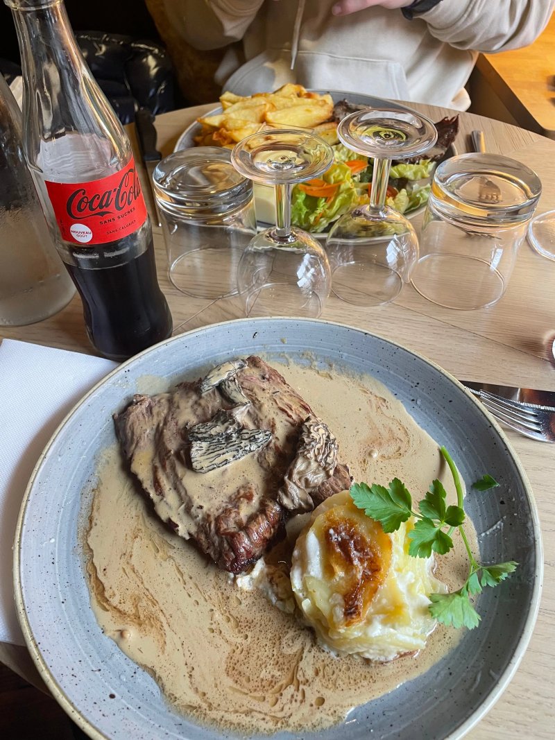 Cafe Chenavard