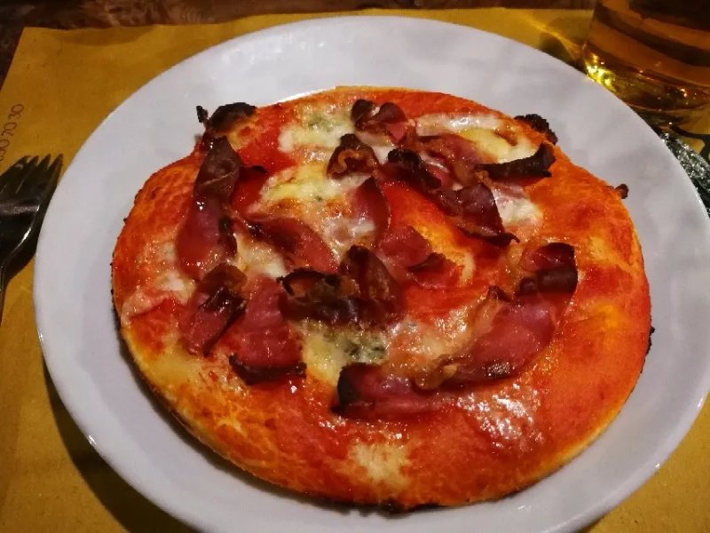 CECCHI PIZZERIA GELATERIA