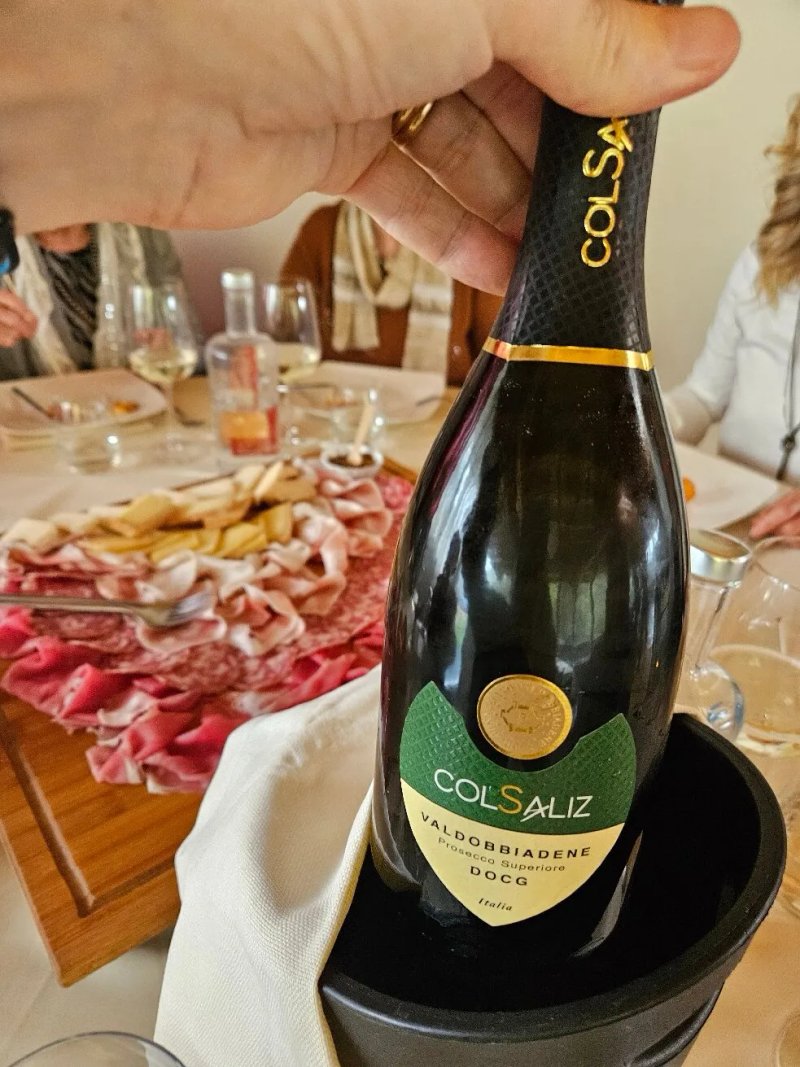 Degustando