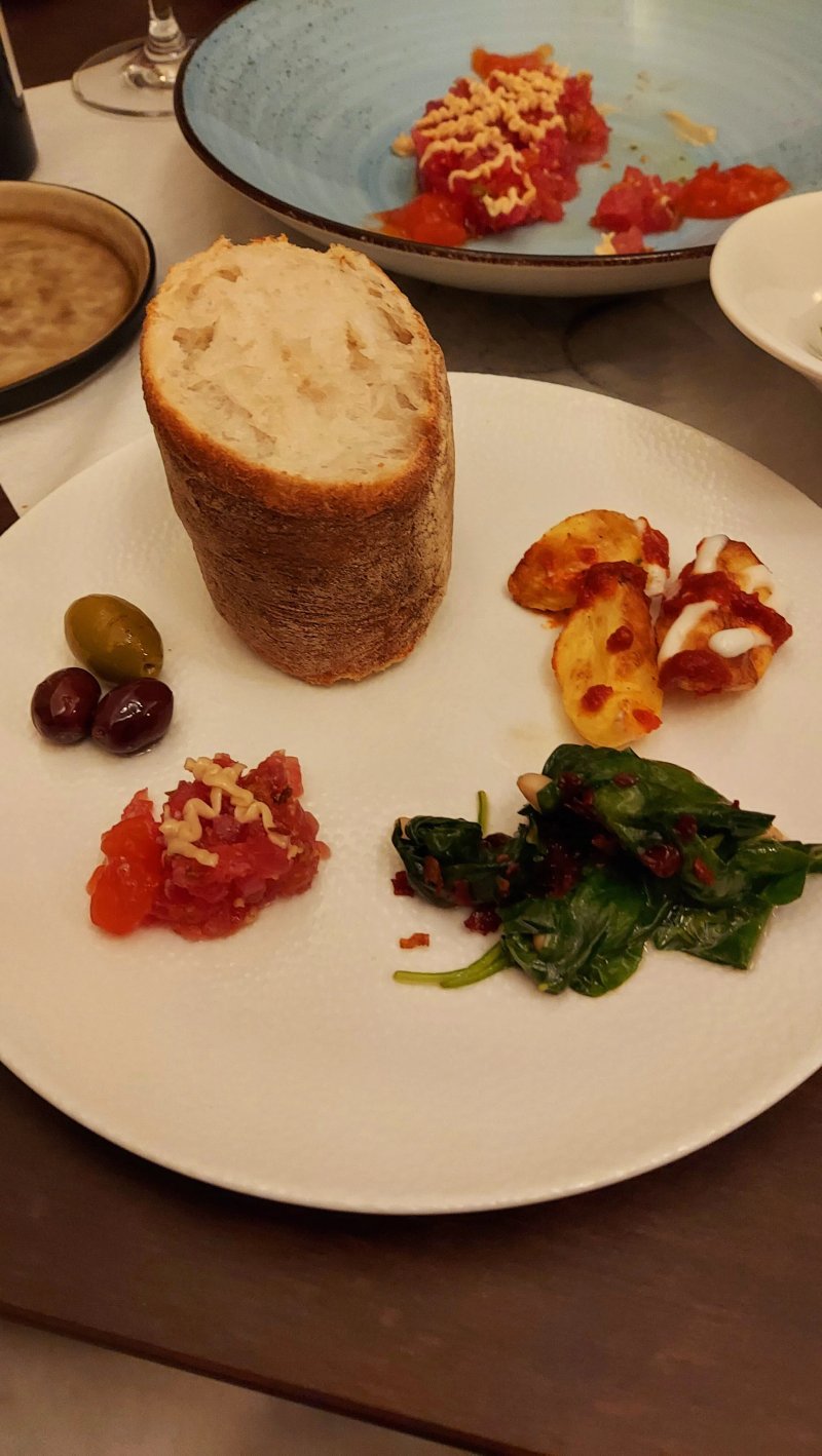 La Cantina By Catalana