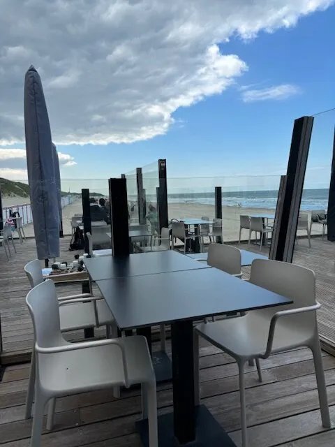 Strandpaviljoen Lage Duintjes
