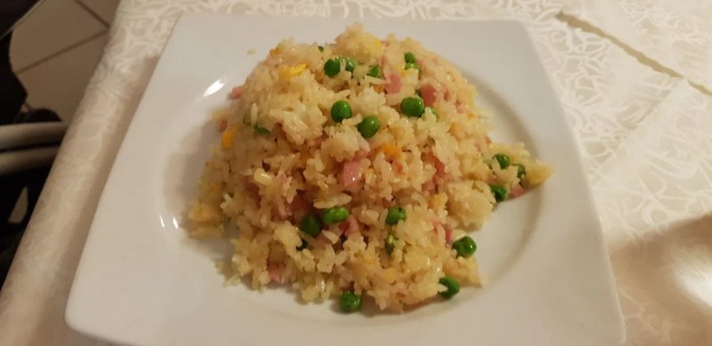 Ristorante Pizzeria YI JI
