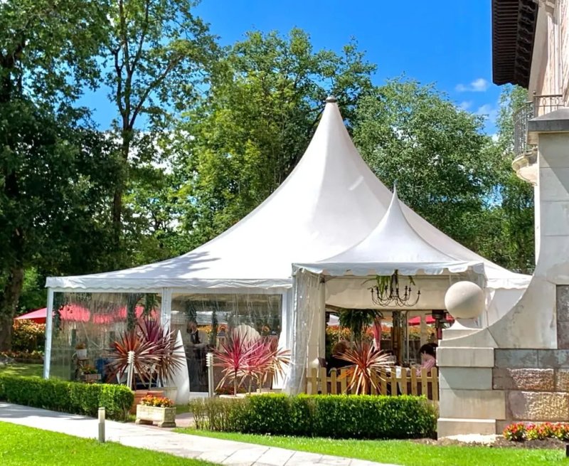 Restaurante con Terraza La Zoreda