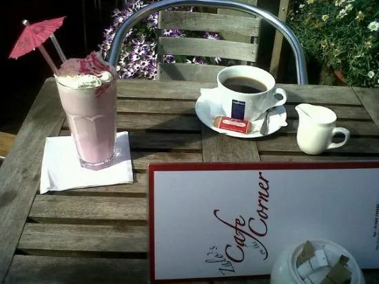 Cafe on the corner