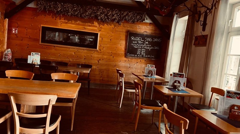 Restaurants & cafés