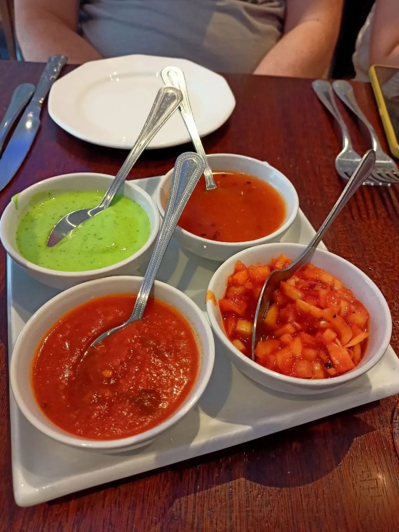 Everest Restaurant