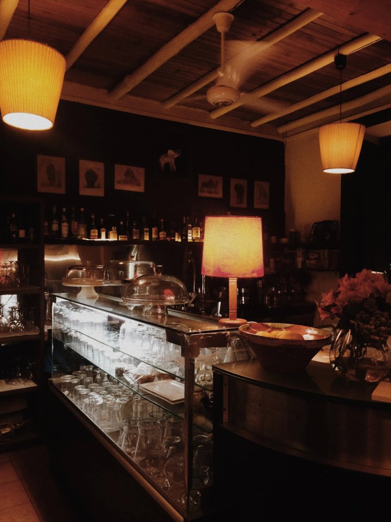 Safari Restaurant Bar