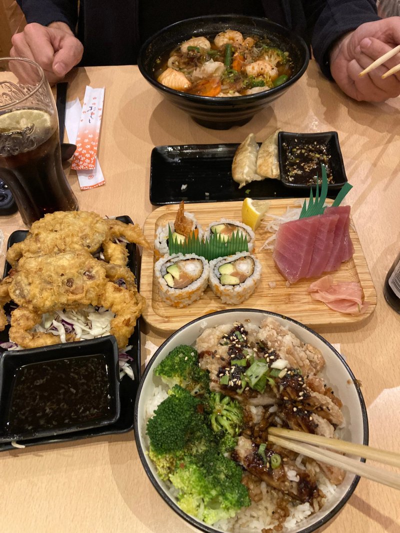 Izakaya Japanese Bar