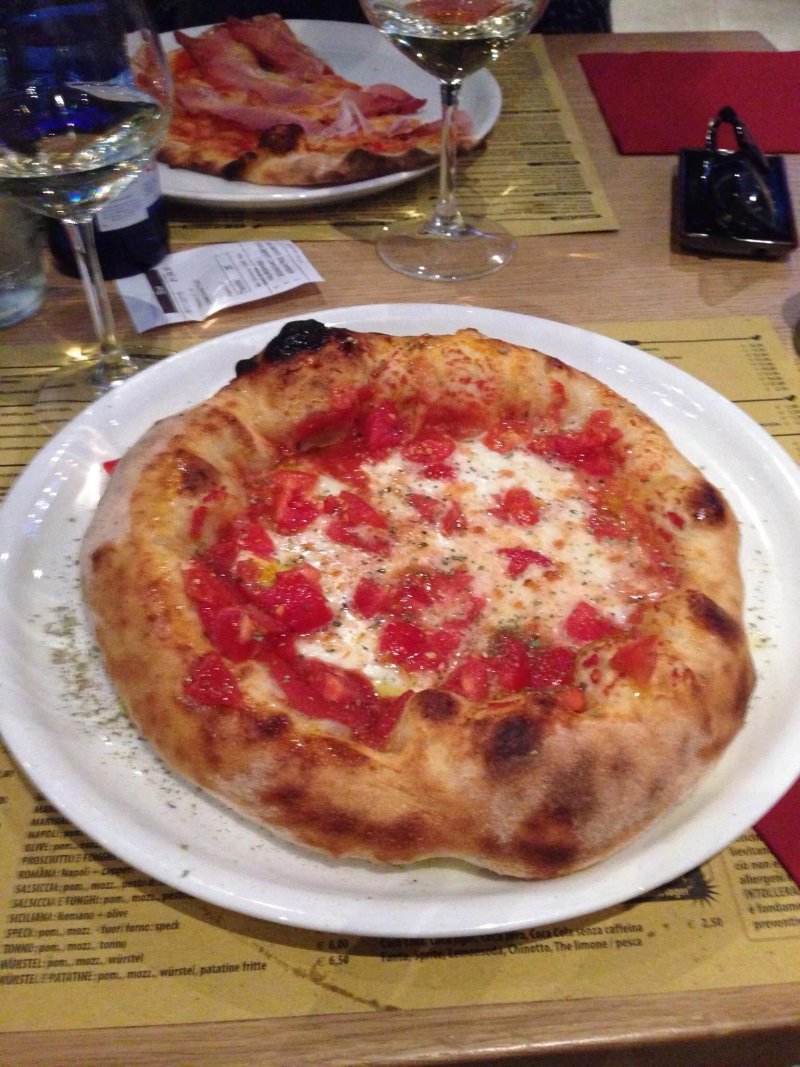 Pizzikotto - Pizzeria & Lifferia