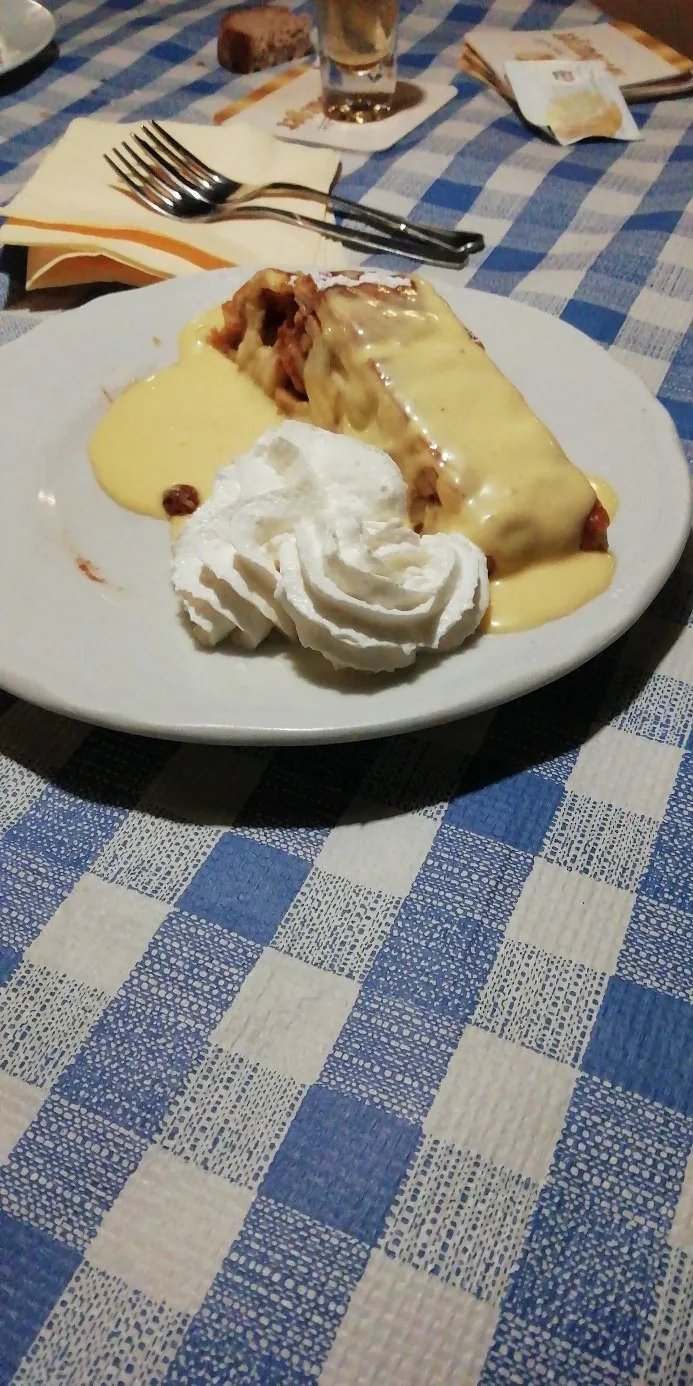 Birreria Ristorante Zum Loeweneck