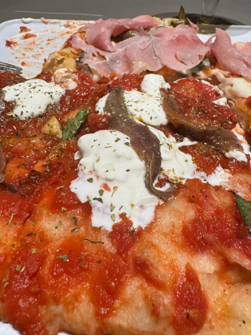 Lauretta Pizza Club