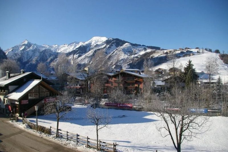 AvenidA Style Apartments by Alpin Rentals