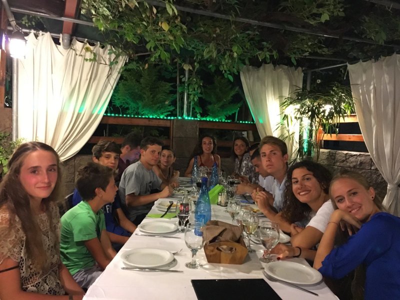 Makis Restaurant