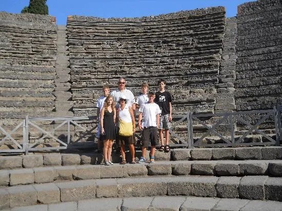 Benvenuto Limos & Private Tours