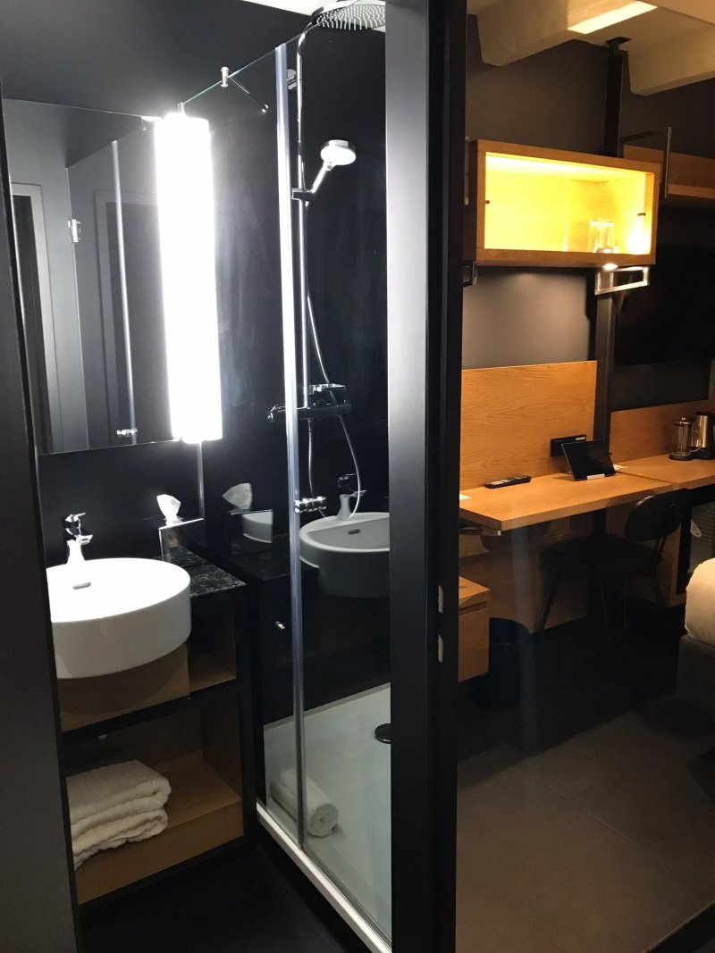 GINN Hotel