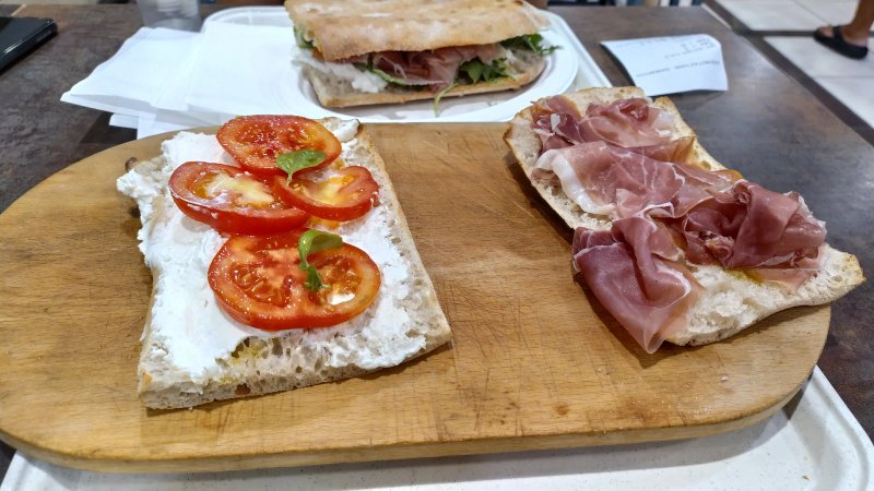 Pan de Coca