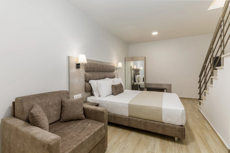 Aria Garden Suites