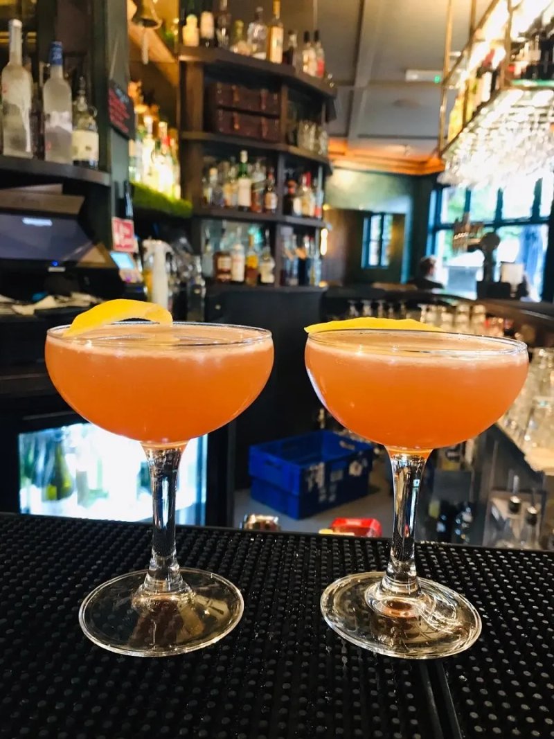 Home Bar & Kitchen