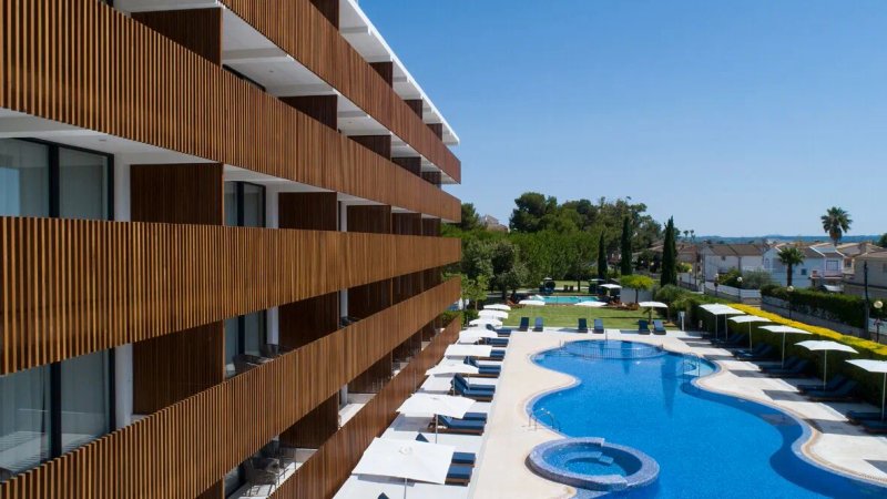 Las Gaviotas Suites Hotel