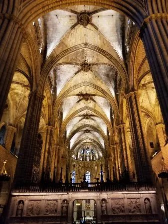 Barcelona Turisme Gothic Quarter by Night Tour