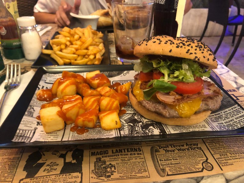 Davy's Food & Drinks