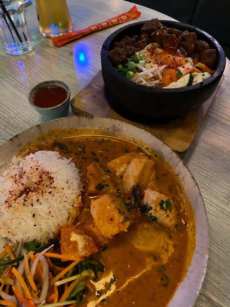 Royal Outpost Thai & Asian Restaurant