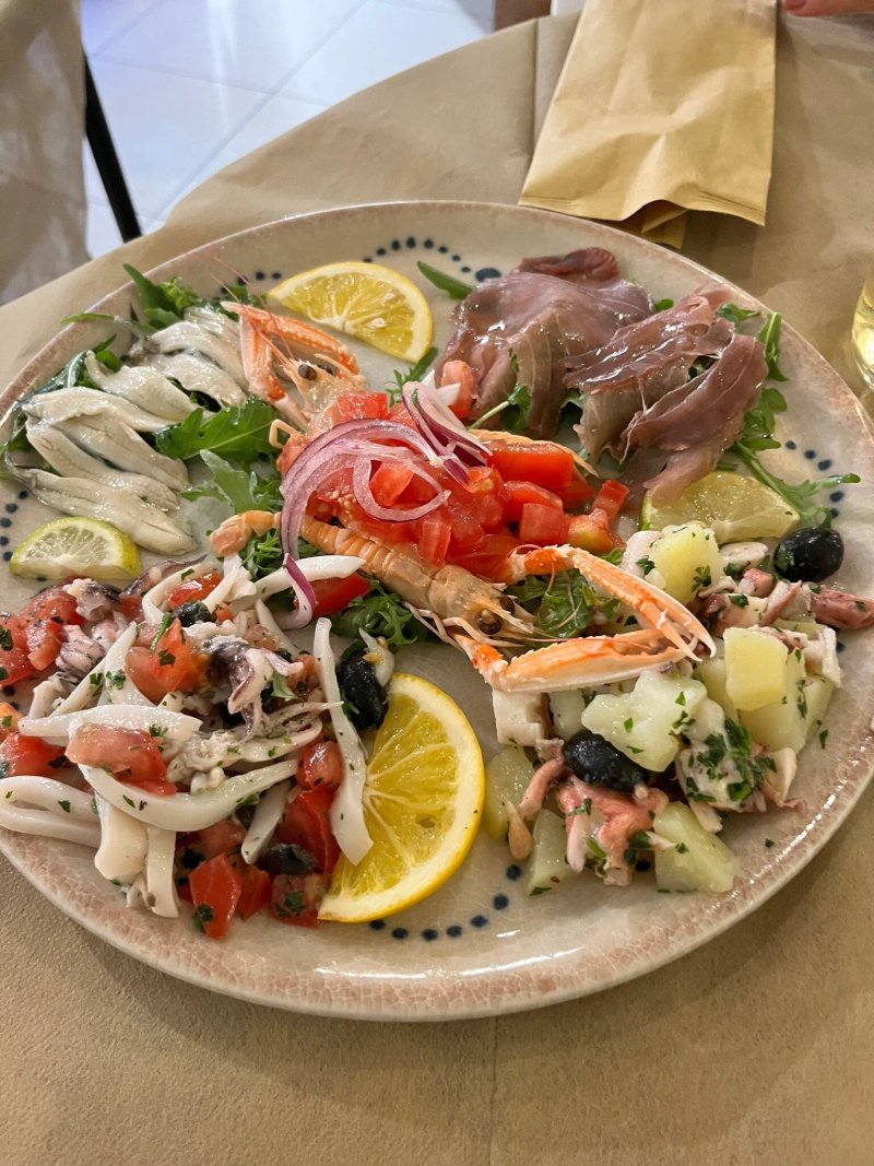 Le Caveau Bistrot