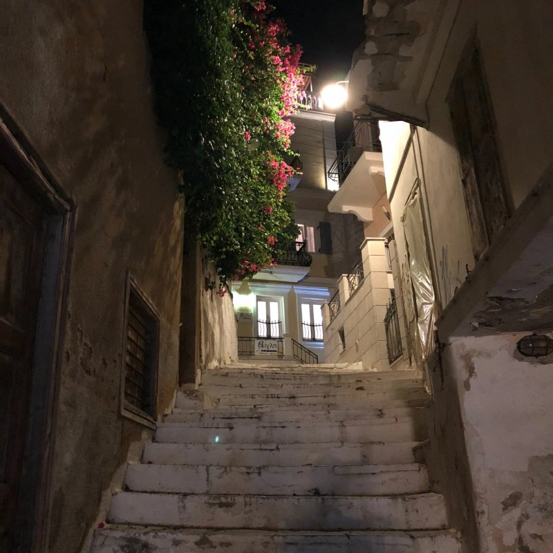 1844 Suites