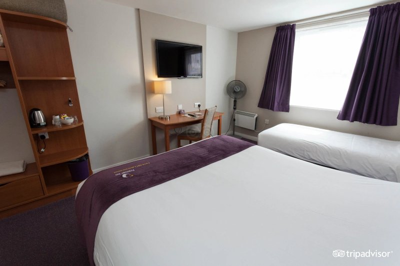 Premier Inn Bristol South hotel