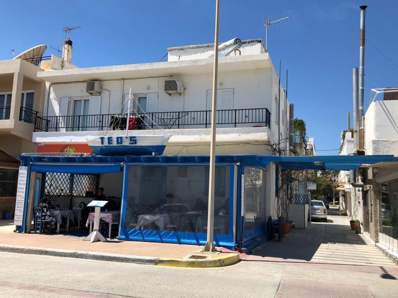Teo's Taverna