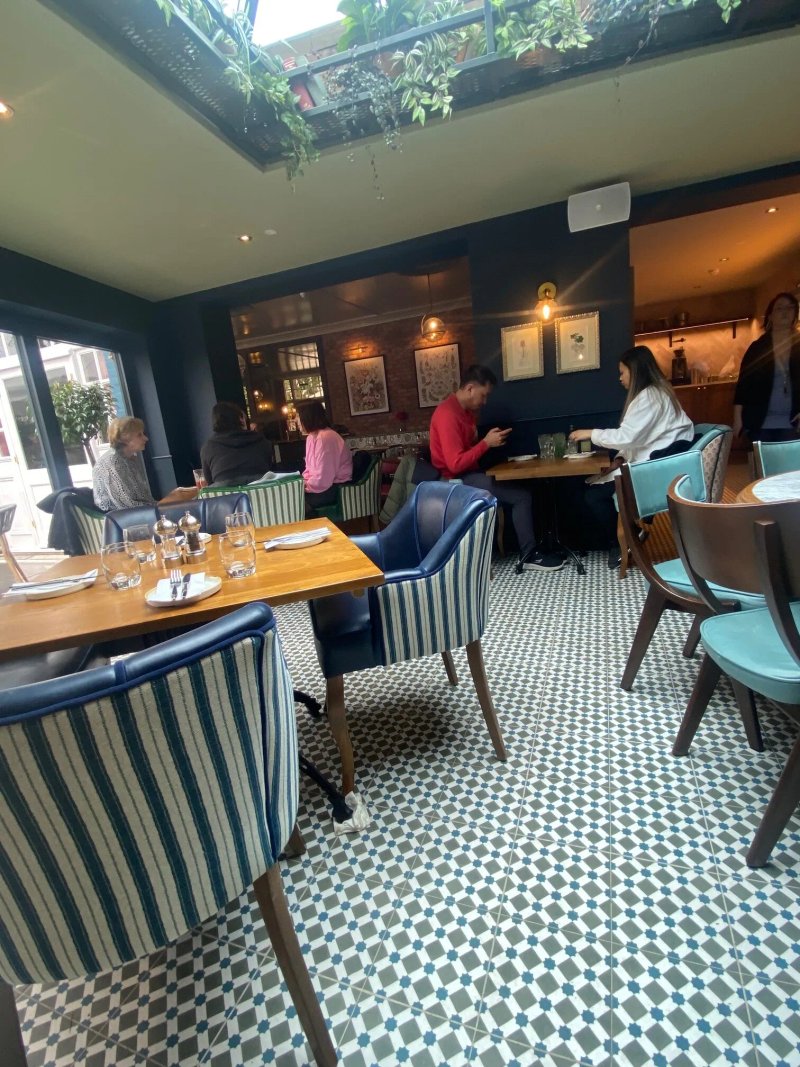The Crown - Restaurant