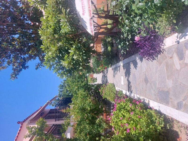 Christinantzela Apartments