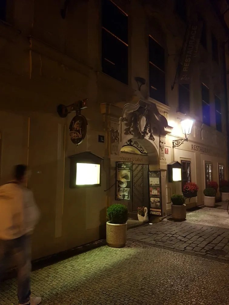Restaurace U Labuti