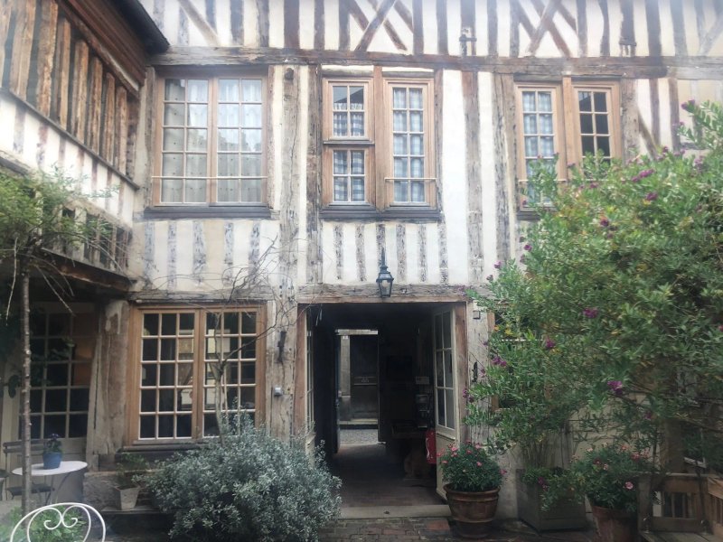 A l'ecole Buissonnière